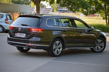 Volkswagen Passat B8 Variant 2.0 TDI SCR 240KM 2017 Vw Passat B8 Alltrack 4-Motion 2.0TDI SCR 240PS DSG Full Serwis Brąz!, zdjęcie 33