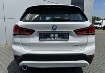 BMW X1 F48 Crossover Plug-In 1.5 25e 220KM 2022 BMW X1 Plug-In XDRIVE Navi Faktura VAT23 1.5 Hybryda Plug-in 220KM, zdjęcie 10