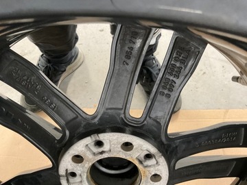 BMW F30 F32 F36 KOLA RÁFKY Z PNEUMATIKA 704 M PACKET