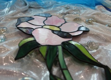Розовый витраж Тиффани Цветок