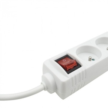 УДЛИНИТЕЛЬ С ВЫКЛЮЧАТЕЛЕМ ПИТАНИЯ 5 РОЗЕТОК 3М БЕЛЫЙ С ЗАЗЕМЛЕНИЕМ