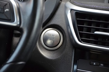 Infiniti Q30 1.6T 122KM 2016 JAK NOWE 1.6B SERWIS NAVI GRZ.FOTELE LED KAMERA 360C SKÓRA+ALCANTARA GWAR, zdjęcie 34