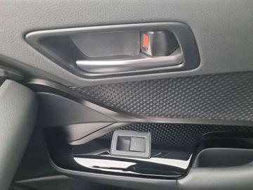 Toyota C-HR I Crossover Facelifting 1.8 Hybrid 122KM 2022 Toyota C-HR Toyota C-HR 1.8 Hybrid Style, serwisowany w ASO, 1 wlasciciel,, zdjęcie 21