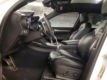 Alfa Romeo Stelvio SUV 2.0 Turbo 280KM 2018 Alfa Romeo Stelvio Ti Sport 2018 2.0l 2.0 Benzyna 280KM, zdjęcie 7