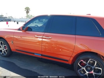 Rolls-Royce 2022 Rolls-Royce Cullinan 2022r., 4x4, 6.7L 6.7 Benzyna 563KM, zdjęcie 7