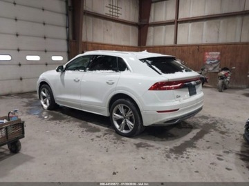 Audi Q8 2022 Audi Q8 Premium Plus 55 Tfsi Quattro Tiptronic 2022 3.0 Benzyna 335KM, zdjęcie 3