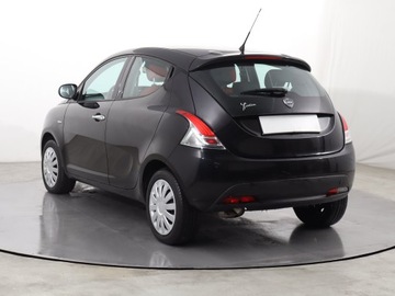 Lancia Ypsilon IV Hatchback 5d 1.2 8v 69KM 2013 Lancia Ypsilon 1.2, Salon Polska, Serwis ASO, zdjęcie 3