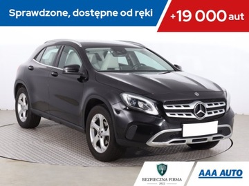 Mercedes GLA I Off-Roader Facelifting 1.6 200 156KM 2018 Mercedes GLA GLA 200, Salon Polska, Automat