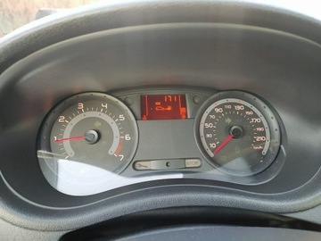 Renault Clio III Hatchback 5d 1.2 i 16V 65KM 2008 Renault Clio 1.2 65KM dobrze utrzymany, zdjęcie 5