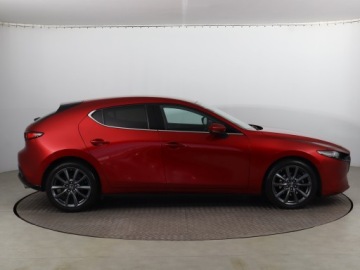 Mazda 3 IV Hatchback 2.0 Skyactiv-X 180KM 2019 Mazda 3 2.0 Skyactiv-X, Salon Polska, zdjęcie 5
