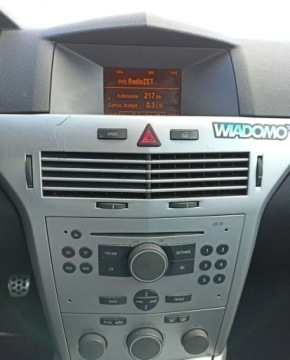 Opel Astra H Kombi 1.9 CDTI ECOTEC 120KM 2005 Opel Astra Opel Astra 1.9 Diesel 120KM, zdjęcie 9