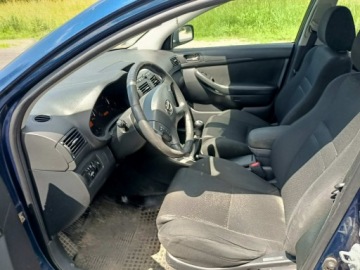 Toyota Avensis I Kombi 1.8 129KM 2003 Toyota Avensis 1.8+LPG 03r, zdjęcie 4