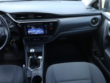 Toyota Corolla XI Sedan Facelifting 1,6 Valvematic 132KM 2017 Toyota Corolla 1.6 Valvematic, Salon Polska, zdjęcie 7