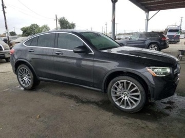 Mercedes GLC C253 2020 Mercedes-Benz GLC 2020, 2.0L, 4x4, COUPE, od ubezpieczalni 2.0 Benzyna, zdjęcie 2