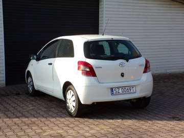 Toyota Yaris II Hatchback 5d 1.0 VVT-i 69KM 2010 Toyota Yaris Klimatyzacja / Elektryka / Gwarancja, zdjęcie 8