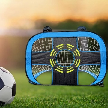 Детские футбольные ворота для двора синего цвета.