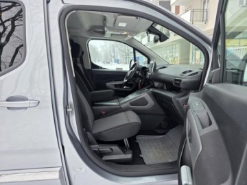 Toyota 2022 proace verso 1.2l benzyna 130KM*Salon PL * Bezwypadkowy * ASO Automat, zdjęcie 33