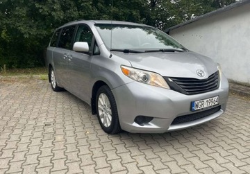 Toyota Sienna III 3.5 V6 266KM 2012 Toyota Sienna 3.5 BLPG 266Ps 4x4 Automat Navi 7 foteli Kamera Bezwypadkowa, zdjęcie 11