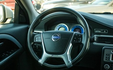 Volvo V70 III Kombi 2.5 T 231KM 2010 Volvo V70 2.5T 231KM Lift R-design Summum Skory BiXenon PDC Manual 2.5, zdjęcie 22