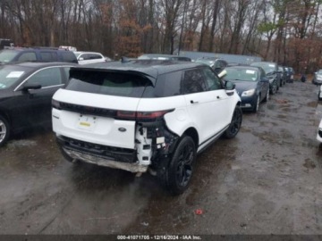 Land Rover Range Rover Evoque II 2023 Land Rover Range Rover Evoque R-Dynamic S, 2023r., 4x4, 2.0L 2.0 Benzyna, zdjęcie 2