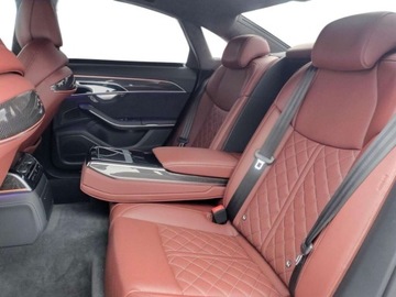 Audi A8 D5 S8 Facelifting 4.0 TFSI 571KM 2022 Audi S8 Audi S8 TFSI 571KM Tiptronic 4.0 Benzyna 571KM, zdjęcie 25