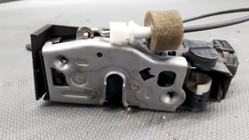 1687230008 ZÁMEK DVEŘE PRAVÝ PŘEDNÍ MERCEDES W168 01R