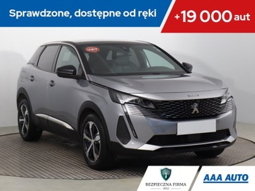 Peugeot 3008 II Crossover Facelifting  1.2 PureTech 130KM 2024 Peugeot 3008 1.2 PureTech, Salon Polska