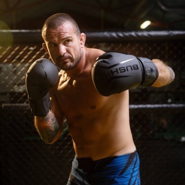 БУШИДО БОКСЕРСКИЕ ПЕРЧАТКИ ДЛЯ ТРЕНИРОВКИ СПАРИНГА RAPTOR 12 УНЦИЙ, ЧЕРНЫЕ