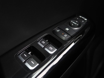 Kia Sportage IV SUV Facelifting 1.6 T-GDI 177KM 2019 Kia Sportage 1.6 T-GDI, Salon Polska, Serwis ASO, zdjęcie 17