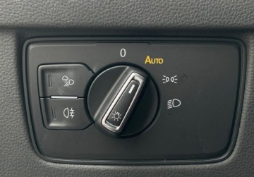 Volkswagen Arteon Fastback Facelifting 2.0 TSI 190KM 2021 Volkswagen Arteon Shooting Brake R-Line Pakiety, Podgrzewane 4 fotele, AC, zdjęcie 20