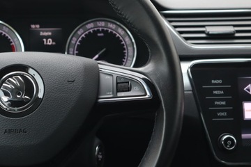 Skoda Superb III Liftback Facelifting 1.5 TSI 150KM 2020 Skoda Superb 1.5 TSI, Salon Polska, 1. Właściciel, zdjęcie 17