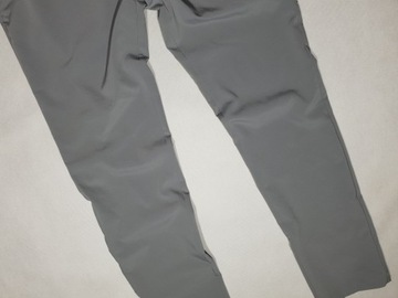 ADIDAS szare spodnie chino tech pant W32L32 86cm