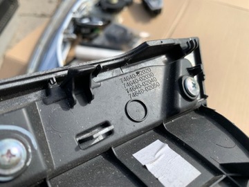 ZAŚLPKA TAPICERKI DRZWI PRZÓD LEWA AURIS II 74640-02020