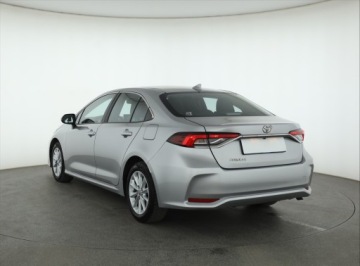 Toyota Corolla XII Sedan 1.5 VVT-i 125KM 2022 Toyota Corolla 1.5 VVT-i, Salon Polska, zdjęcie 3