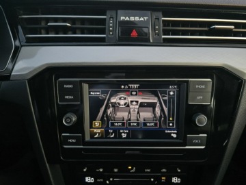 Volkswagen Passat B8 Variant Facelifting 2.0 TDI SCR 150KM 2023 Volkswagen Passat Business 2.0 TDI DSG Variant, zdjęcie 21