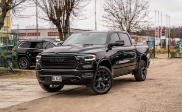  RAM 1500 RAM 1500 5.7 4X4 Crew Cab Limited 399KM 5.7 Benzyna 399KM