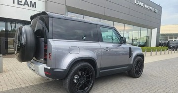 Land Rover Defender IV (L663) 90 2.0 i4P 300KM 2022 Land Rover Defender Defender MY23 2.0 I4 300 PS AWD Auto SE 90 2.0 Benzyna, zdjęcie 4