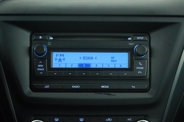 Toyota Avensis III Wagon Facelifting 2015 1.8 Valvematic 147KM 2018 Toyota Avensis 1.8 Valvematic, Salon Polska, zdjęcie 9