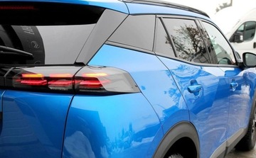 Peugeot 2008 II SUV Facelifting 1.2 PureTech 130KM 2024 Peugeot 2008 PureTech 130 Allure SS EAT8 2024 Polift SalonPLGwarancja od, zdjęcie 9