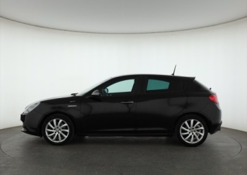 Alfa Romeo Giulietta Nuova II Hatchback 5d Facelifting 1.4 TB 16v Mair 150KM 2015 Alfa Romeo Giulietta 1.4 T MultiAir, Salon Polska, zdjęcie 2