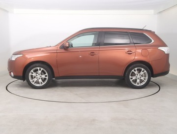 Mitsubishi Outlander III SUV Facelifting 2.0 SOHC MIVEC 150KM 2014 Mitsubishi Outlander 2.0, Salon Polska, zdjęcie 2