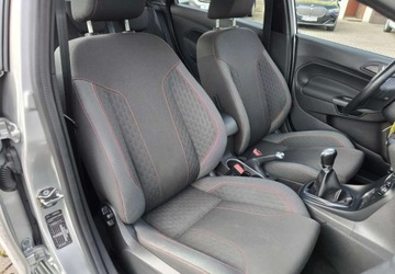 Ford Fiesta VII Hatchback 3d Facelifting 1.0 EcoBoost 100KM 2017 Ford Fiesta Ford Fiesta 1.0 EcoBoost ST-Line ASS Benzyna 100KM, zdjęcie 12