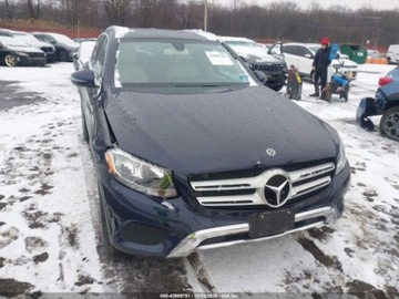 Mercedes GLC C253 2018 Mercedes-Benz GLC 2018 MERCEDES-BENZ GLC 300 4MATIC 2.0 Benzyna 241KM, zdjęcie 14