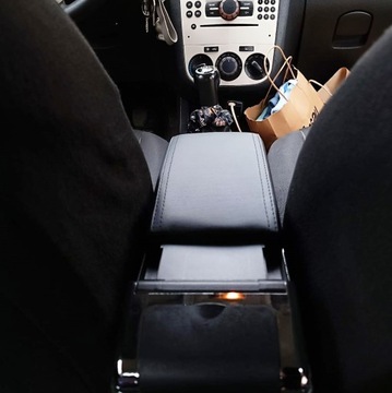 LOKETNÍ OPĚRKA OPEL CORSA D (2006-2014)