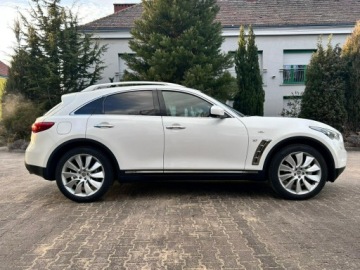 Infiniti QX70 3.7 V6 320KM 2017 Infiniti QX70 S Premium 3.7 V6 320KM | PO REMONCIE, zdjęcie 27