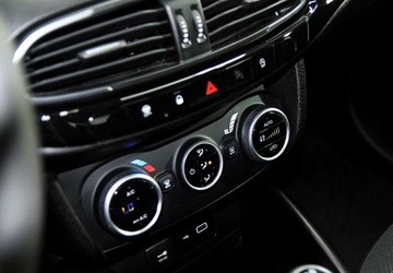 Fiat Tipo II Hatchback Facelifting 1.6 MultiJet 130KM 2022 Fiat Tipo PL Salon _ FV 23 _ 1.6 diesel 130 KM 1.6 Diesel 130KM, zdjęcie 19