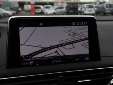 Peugeot 5008 II Crossover 1.2 PureTech 130KM 2020 Peugeot 5008 PureTech 130, Salon Polska, zdjęcie 11