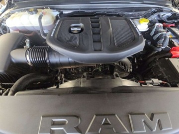  RAM 1500 Limited Crew Cab Short Bed 2025 3.0 Benzyna 395KM, zdjęcie 7