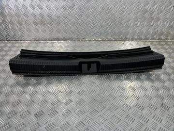 КРЫШКА, НАКЛАДКА ЗАДНЕГО РЕМНЯ VW GOLF VIII 19- HB 5H6863459B