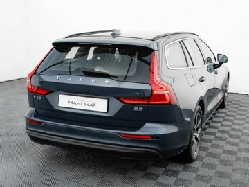 Volvo V60 II  Kombi Facelifting 2.0 B3 163KM 2023 Volvo V60 WD4889R#B3 B Core K.cofania Podgrz.f, zdjęcie 4